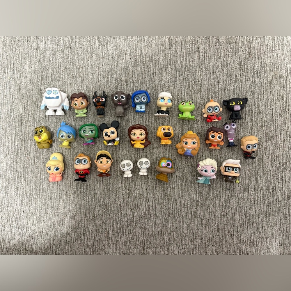Bundle of Series 7 Disney Doorables